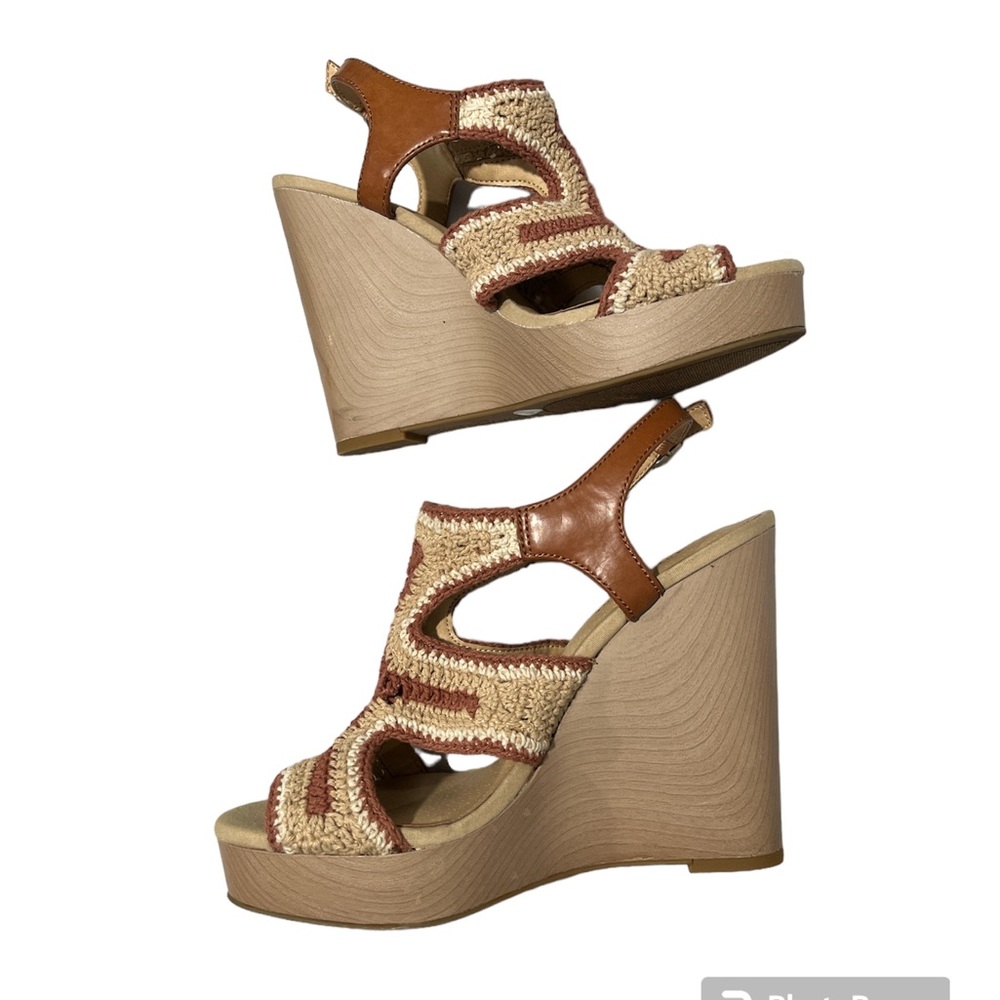 Size 7 Lucky Brand Crochet Wedges